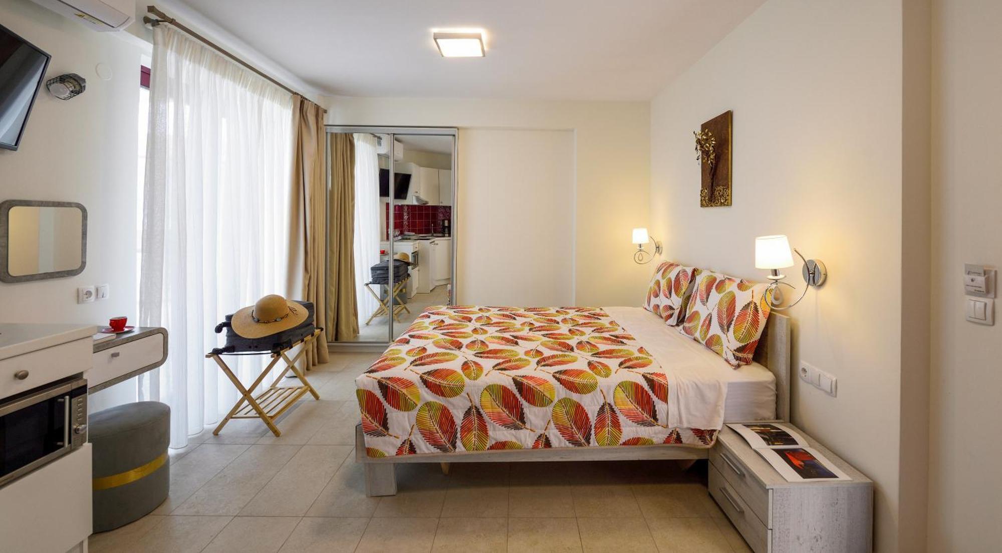 Elpiniki Luxury Rooms Неа-Потидеа Экстерьер фото