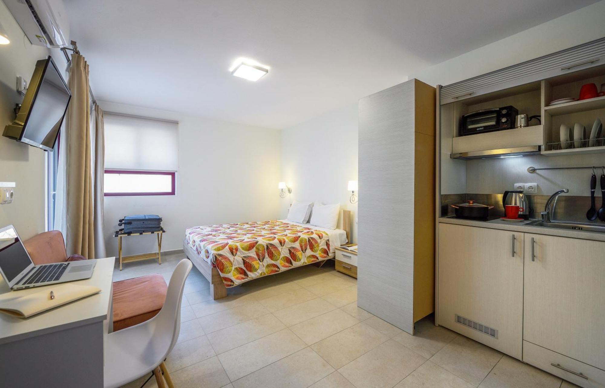 Elpiniki Luxury Rooms Неа-Потидеа Экстерьер фото